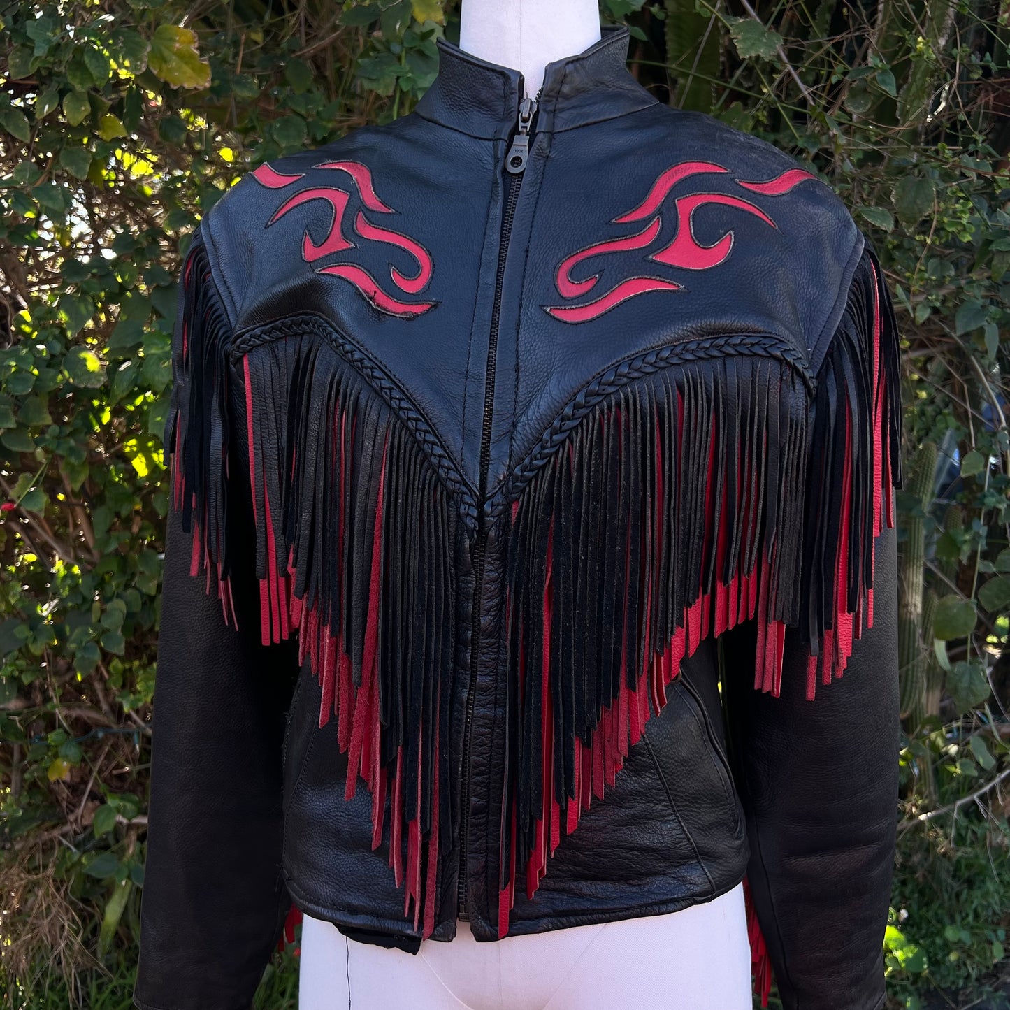 90’s Vintage Women's Leather Fringe Jacket